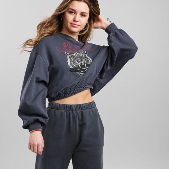 Gilded Intent - Picture 9 of 16